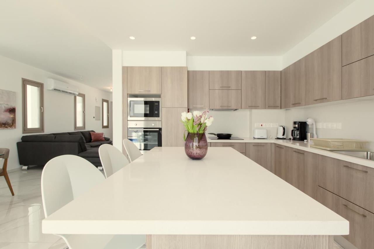 Palm Tree Villas Livadhia Zewnętrze zdjęcie